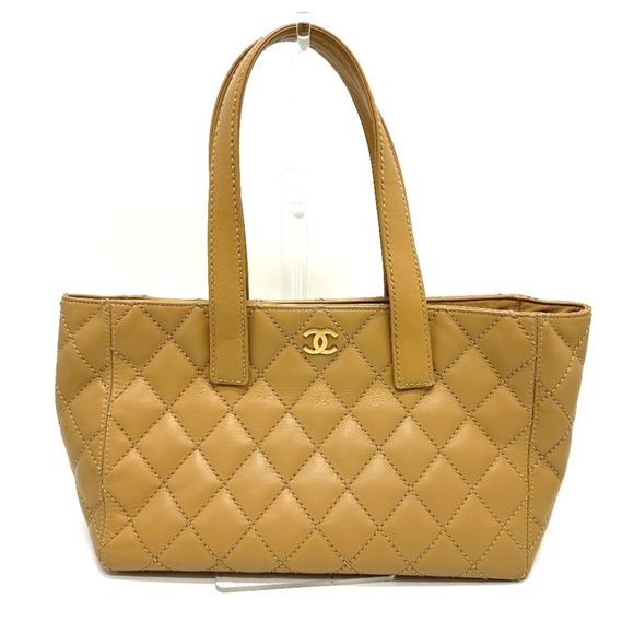 CHANEL Beige Tote Bag - Picture 1 of 15